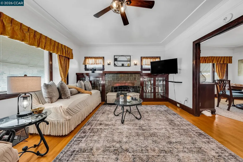 2628 Logan Street Oakland CA 94601