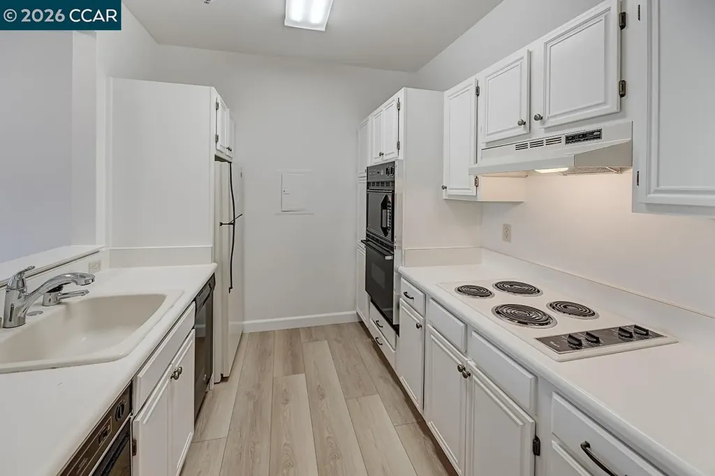 1860 Tice Creek Drive Walnut Creek CA 94595