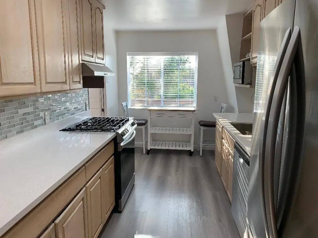 4515 Ewing Road Castro Valley CA 94546