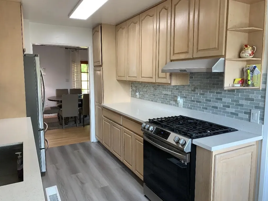 4515 Ewing Road Castro Valley CA 94546