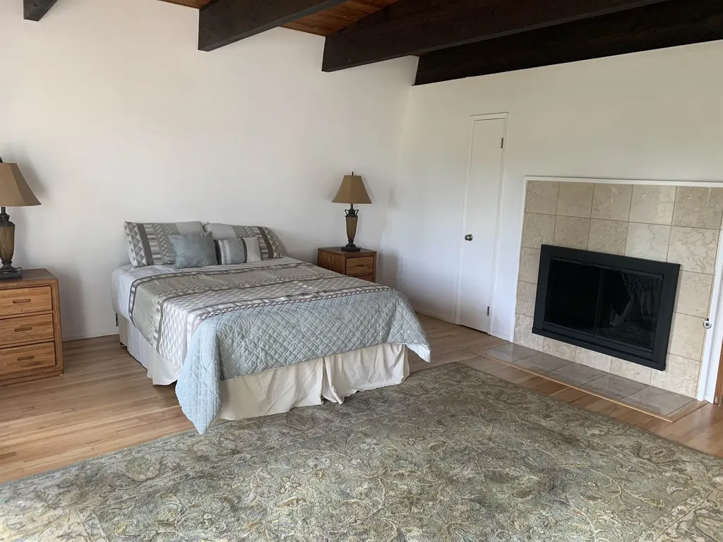 4515 Ewing Road Castro Valley CA 94546