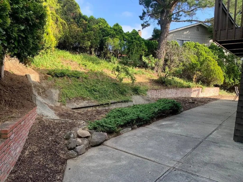 4515 Ewing Road Castro Valley CA 94546