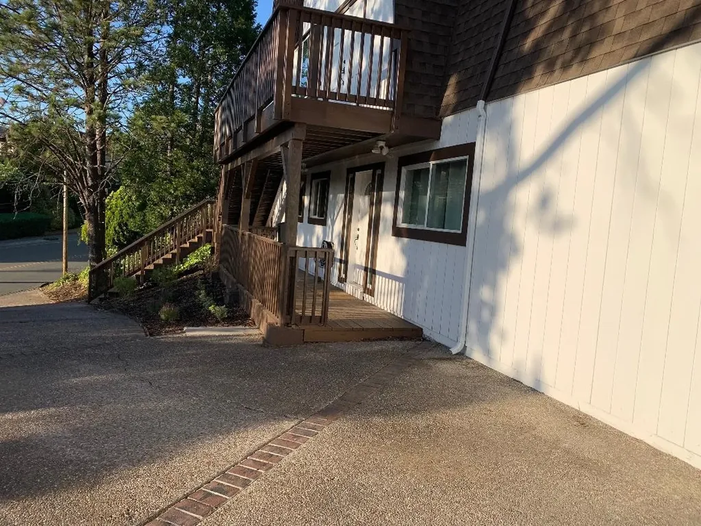 4515 Ewing Road Castro Valley CA 94546