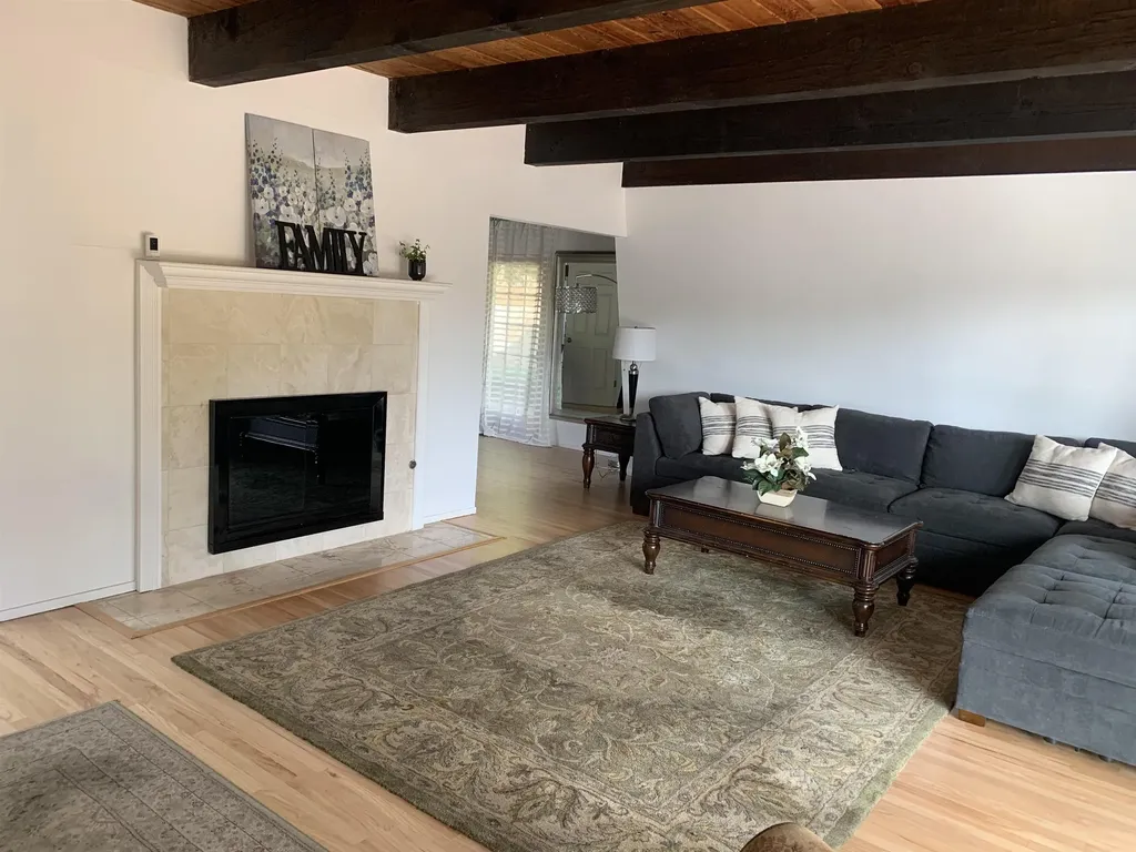 4515 Ewing Road Castro Valley CA 94546