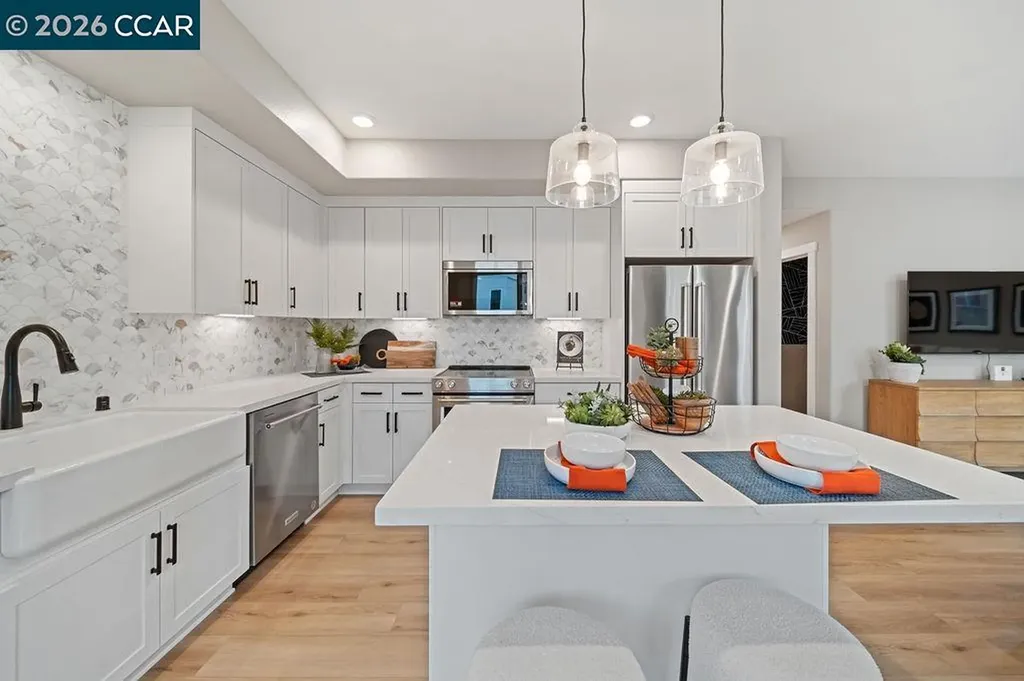 27264 Cosmo Court Hayward CA 94544