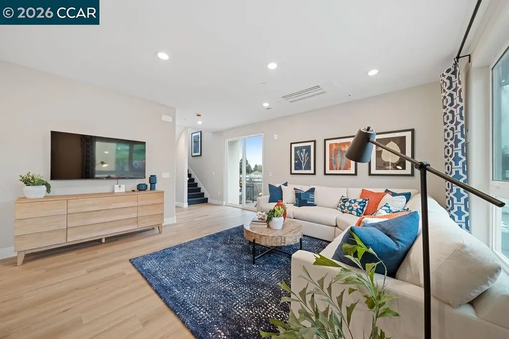 27264 Cosmo Court Hayward CA 94544