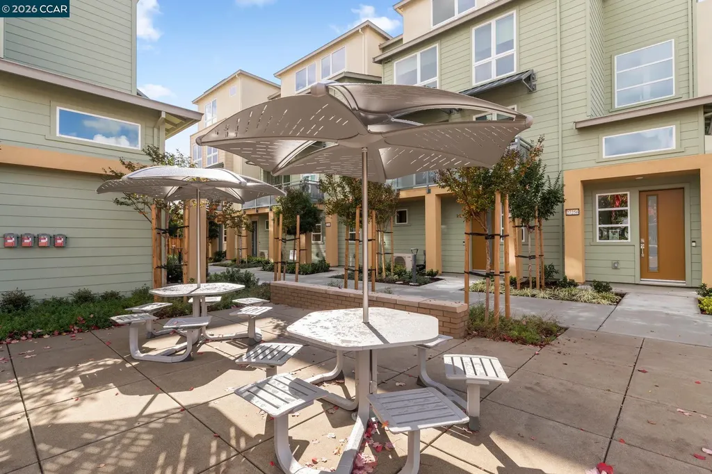 27264 Cosmo Court Hayward CA 94544