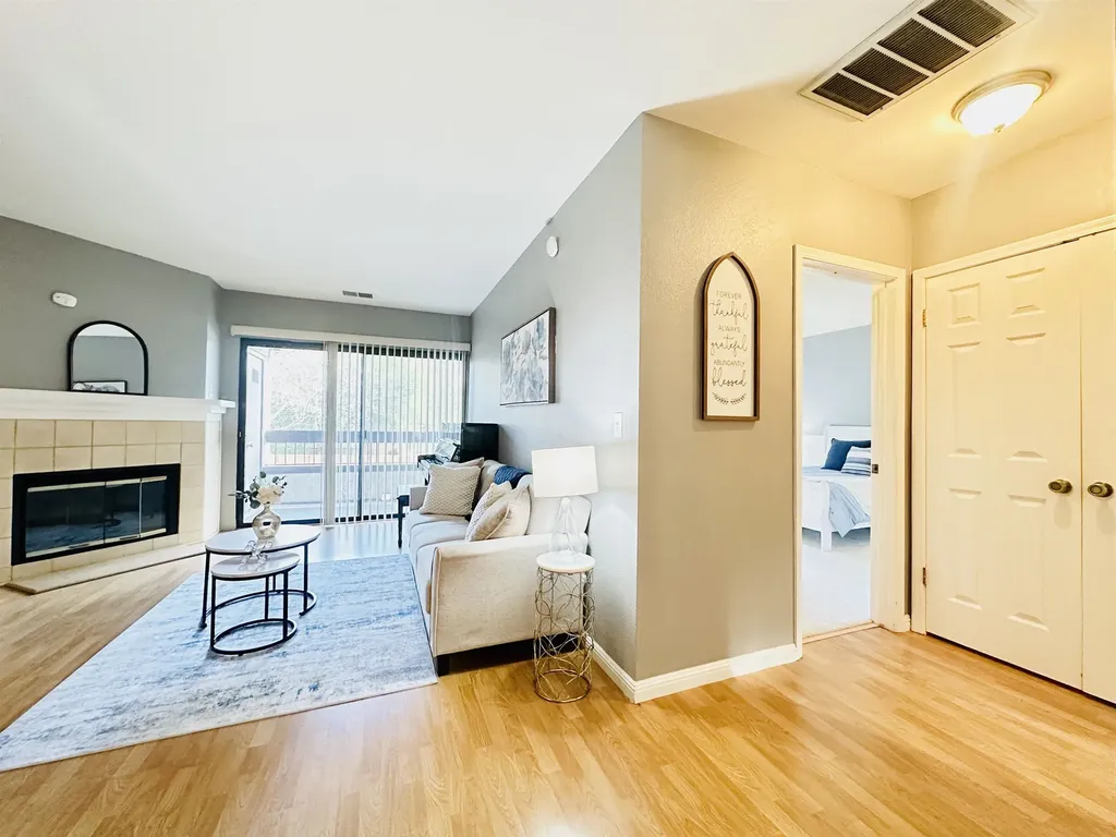 320 Villa Way Walnut Creek CA 94595