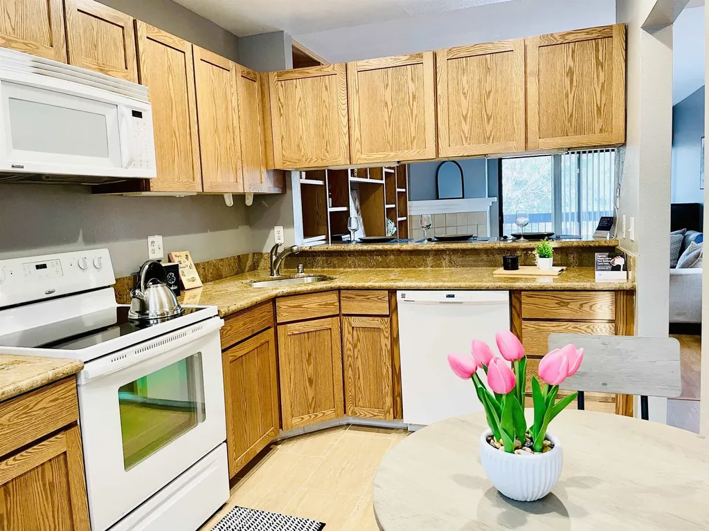 320 Villa Way Walnut Creek CA 94595