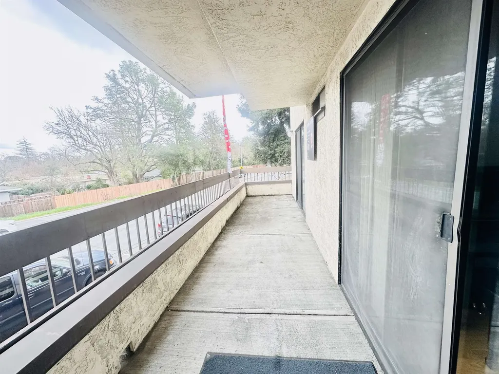 320 Villa Way Walnut Creek CA 94595