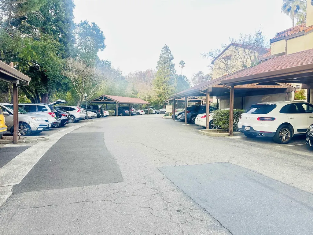 320 Villa Way Walnut Creek CA 94595