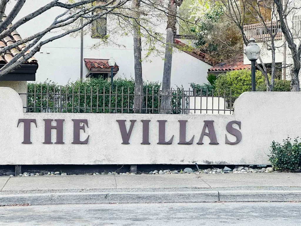 320 Villa Way Walnut Creek CA 94595