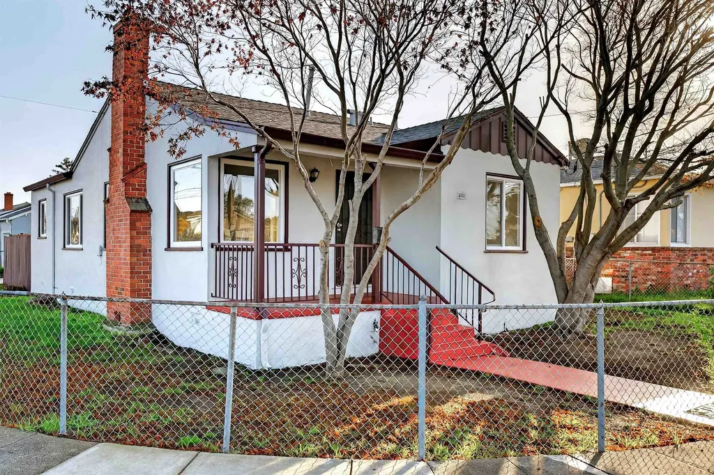 10200 Royal Ann Street Oakland CA 94603