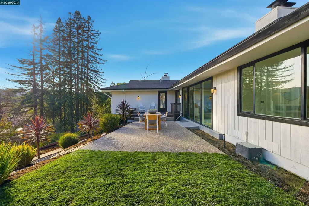 89 Greenfield Drive Moraga CA 94556