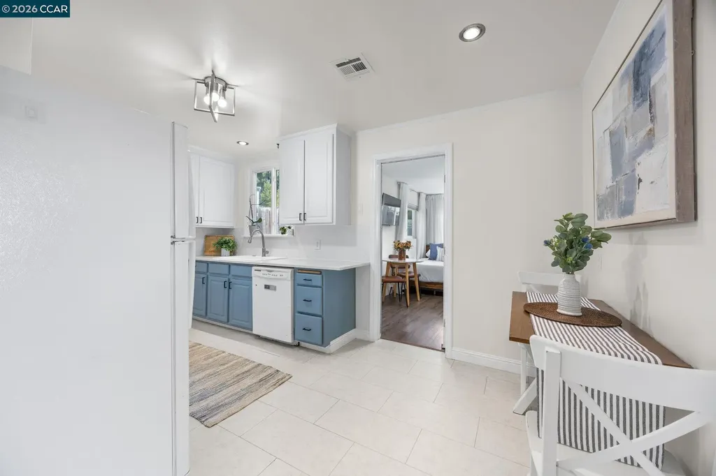 59 La Cruz Avenue Benicia CA 94510