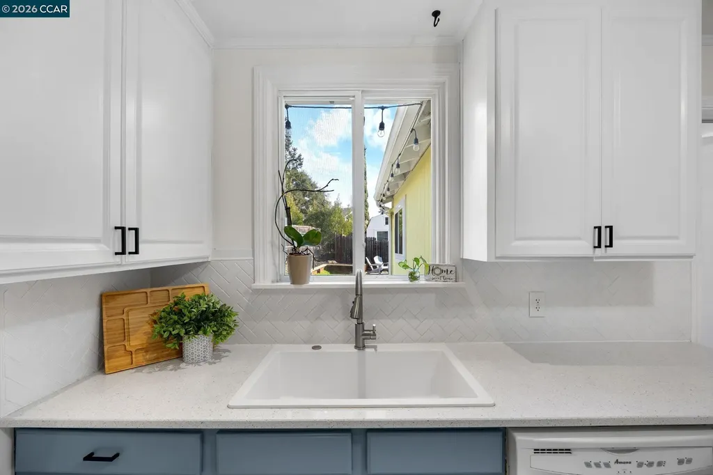 59 La Cruz Avenue Benicia CA 94510