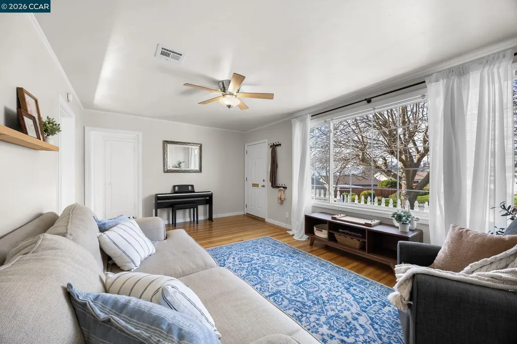 59 La Cruz Avenue Benicia CA 94510