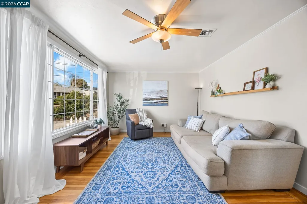 59 La Cruz Avenue Benicia CA 94510