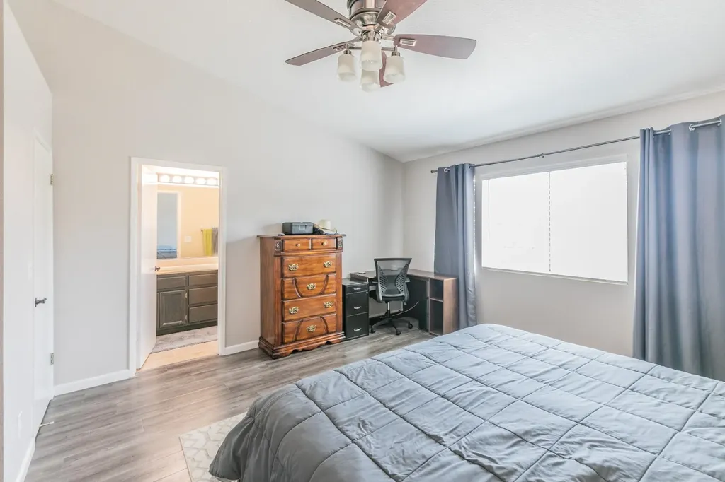 690 Woodard Way Dixon CA 95620