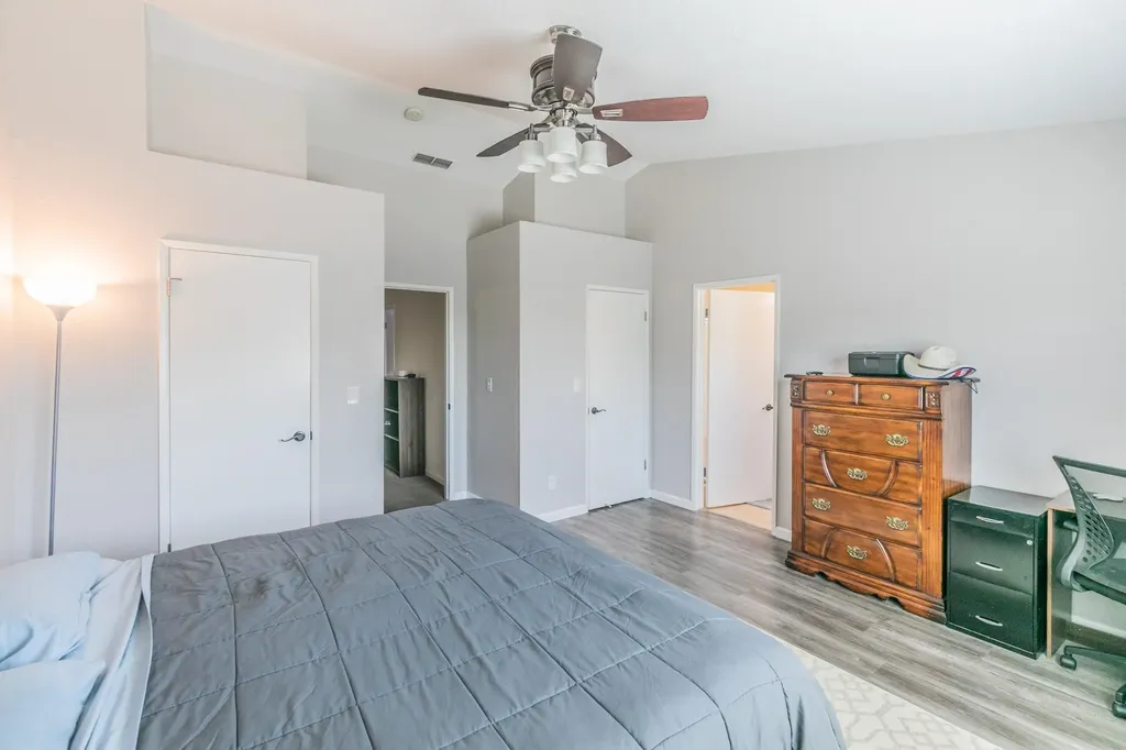 690 Woodard Way Dixon CA 95620