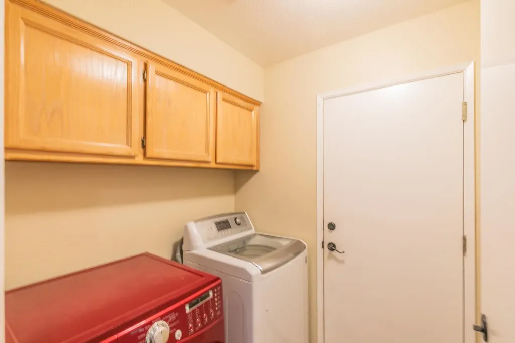 690 Woodard Way Dixon CA 95620