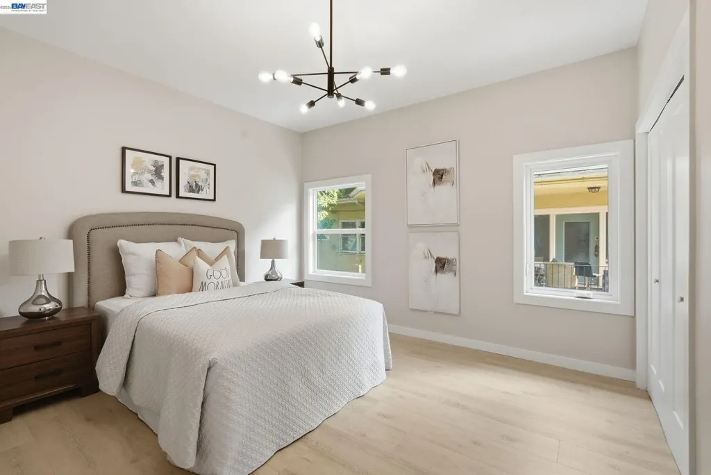 335 Hanover Avenue Oakland CA 94606