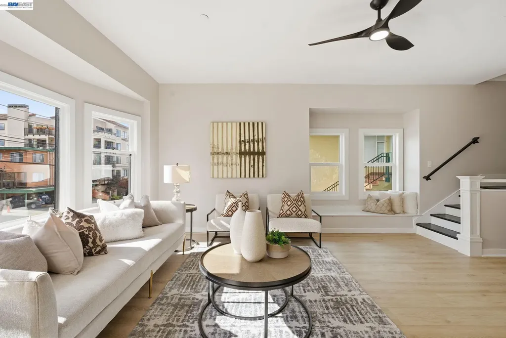 335 Hanover Avenue Oakland CA 94606