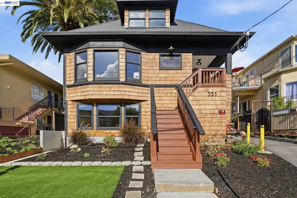 335 Hanover Avenue Oakland CA 94606