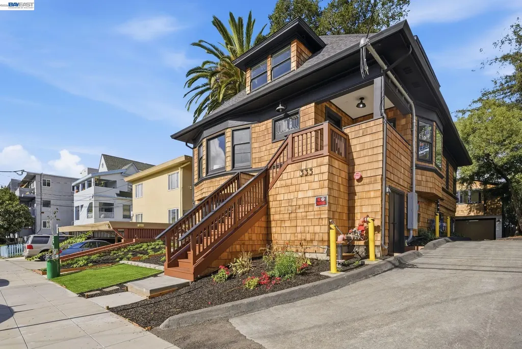 335 Hanover Avenue Oakland CA 94606