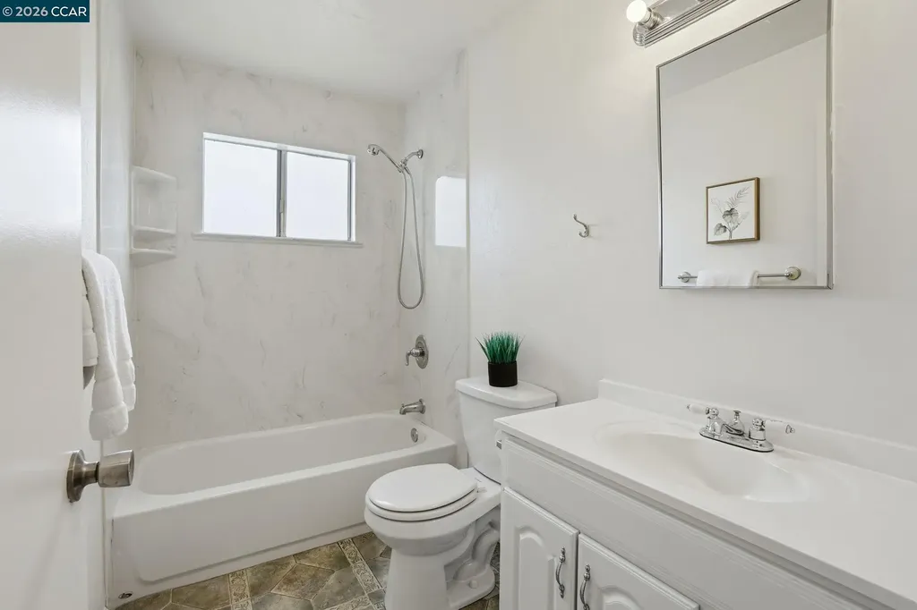 871 Merle Avenue Martinez CA 94553