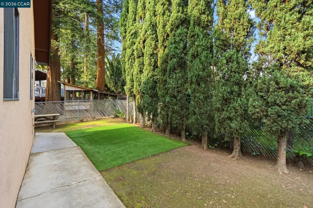 871 Merle Avenue Martinez CA 94553