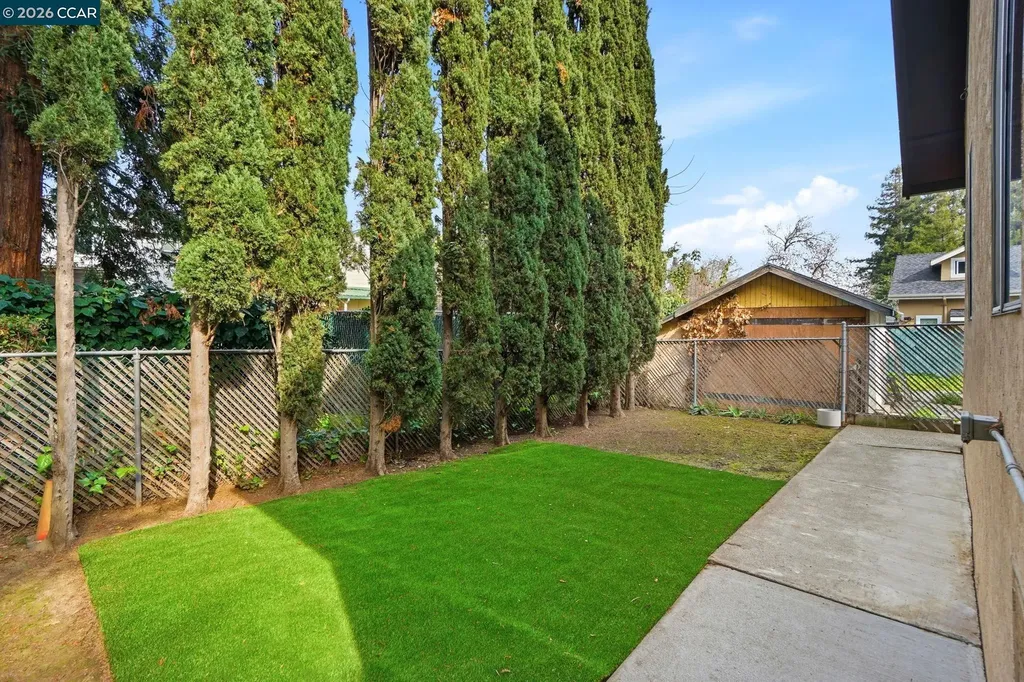 871 Merle Avenue Martinez CA 94553