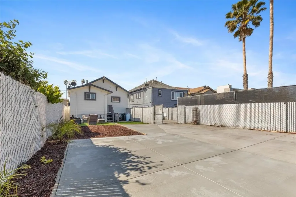 1237 Ashby Avenue Berkeley CA 94702