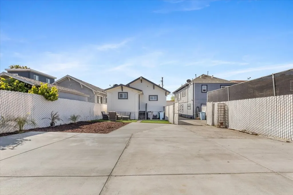 1237 Ashby Avenue Berkeley CA 94702