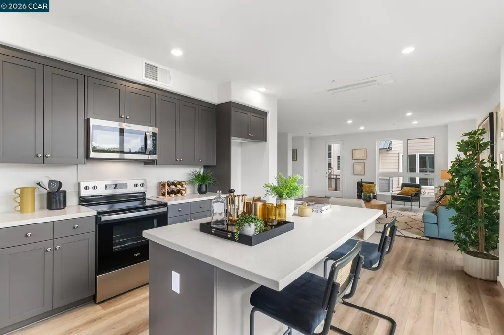 27277 Cosmo Court Hayward CA 94544