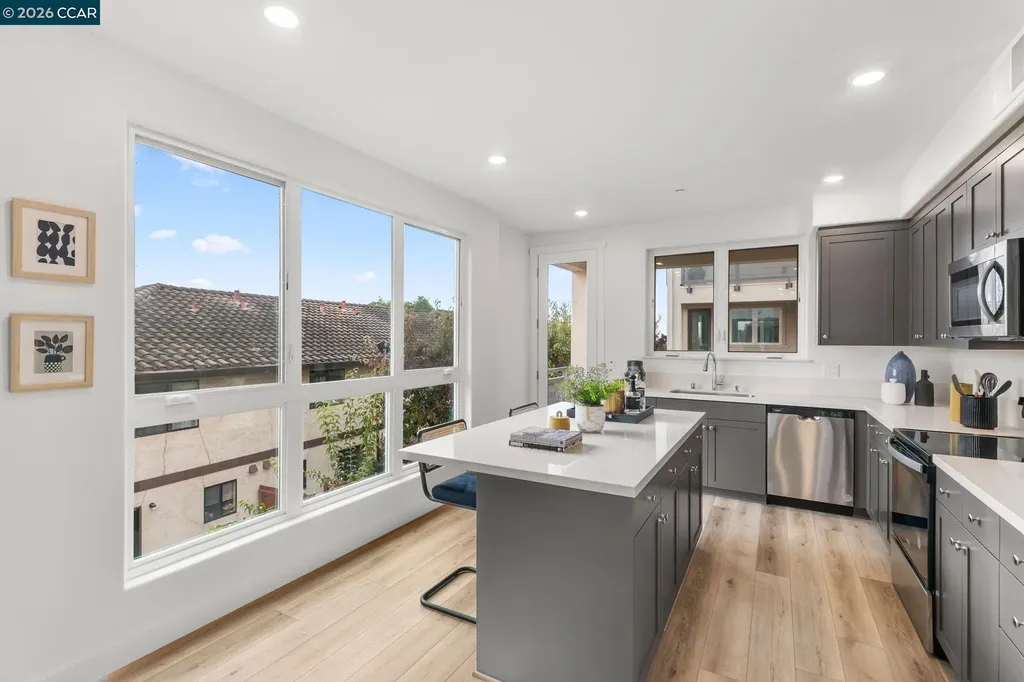 27277 Cosmo Court Hayward CA 94544