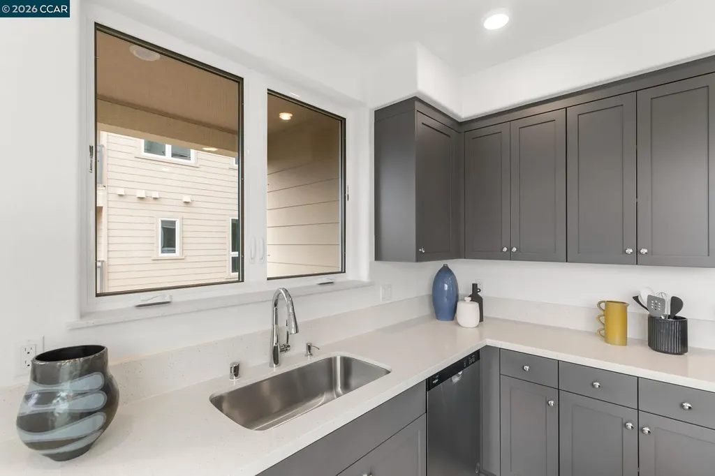 27277 Cosmo Court Hayward CA 94544