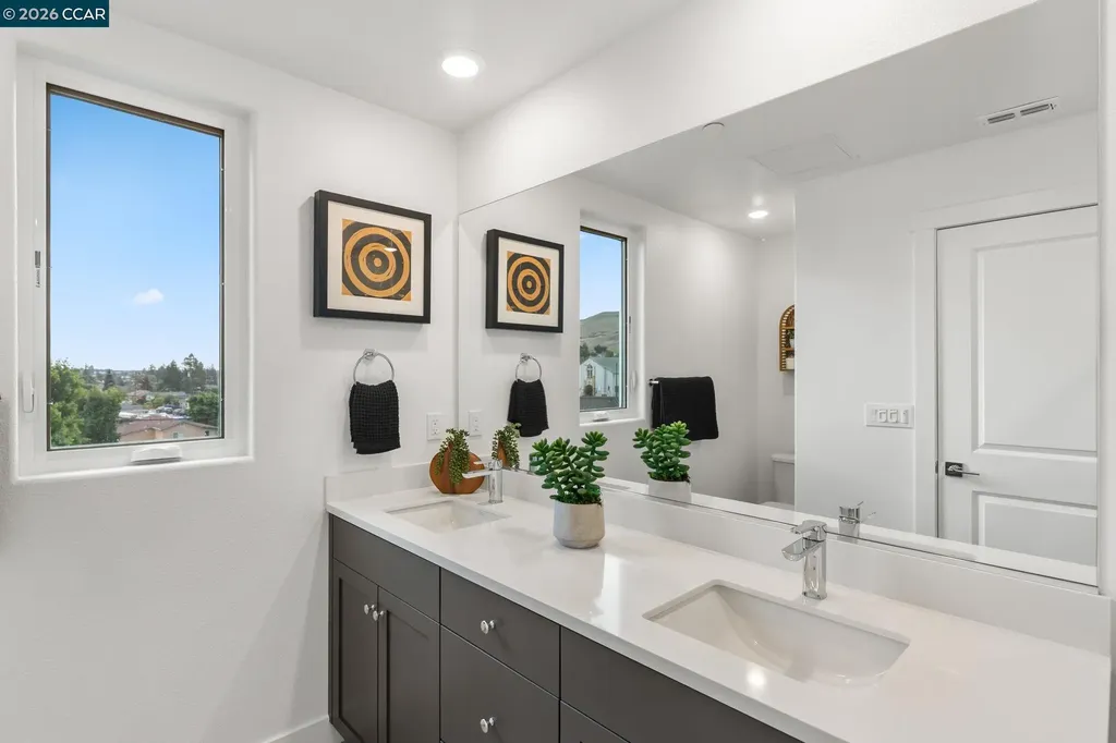 27277 Cosmo Court Hayward CA 94544