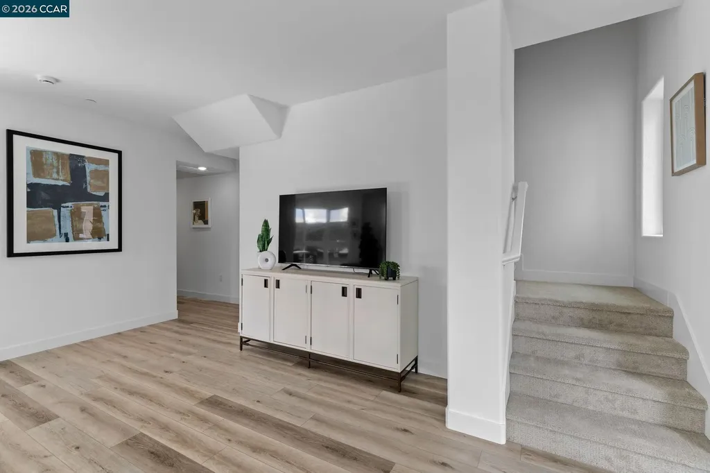 27277 Cosmo Court Hayward CA 94544