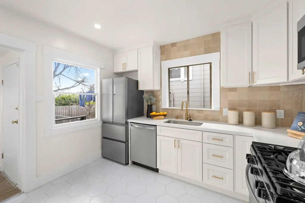 2254 62nd Avenue Oakland CA 94605