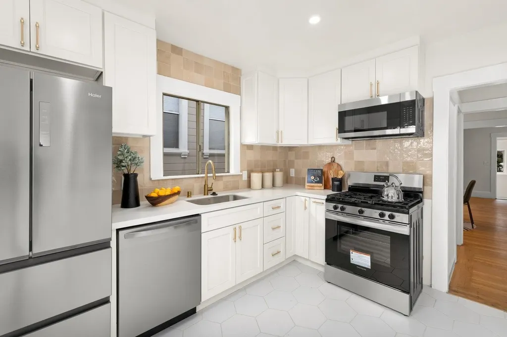 2254 62nd Avenue Oakland CA 94605