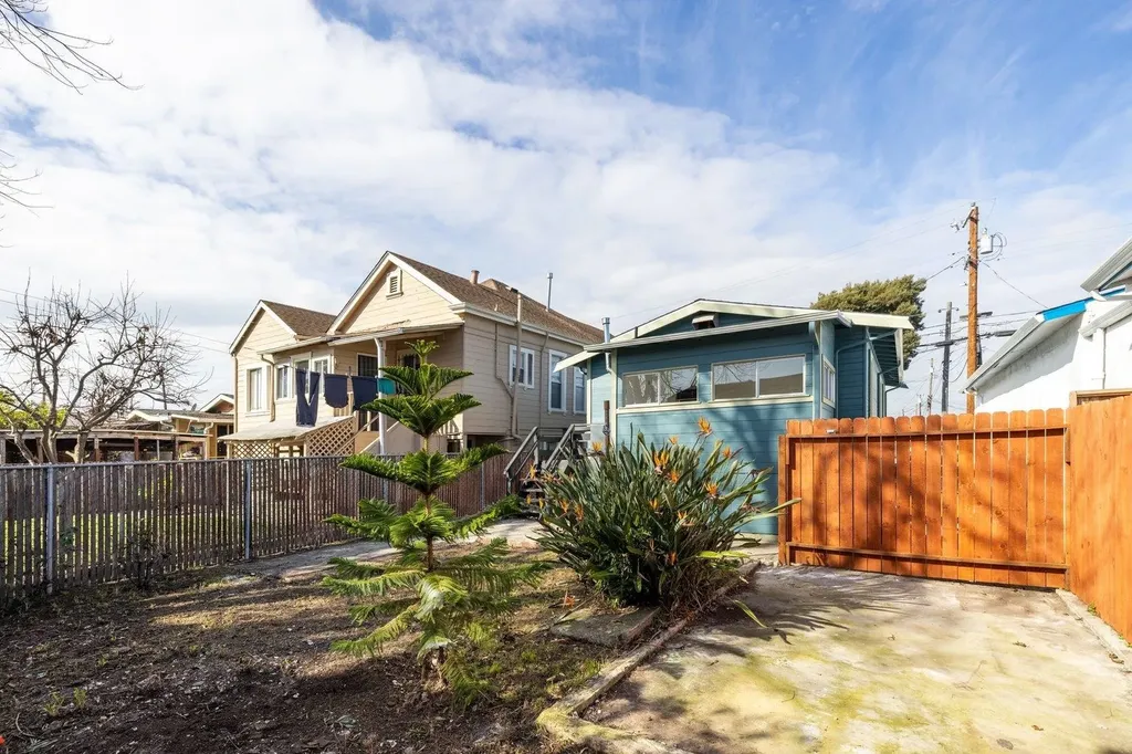 2254 62nd Avenue Oakland CA 94605
