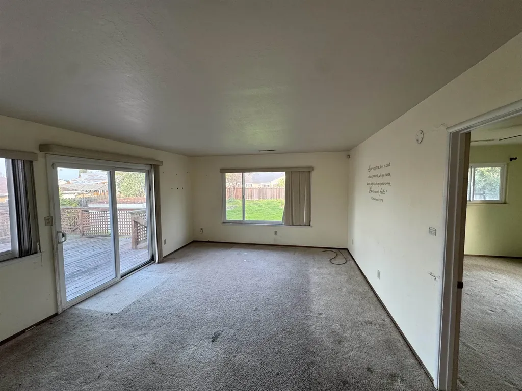 113 Loftus Road Bay Point CA 94565