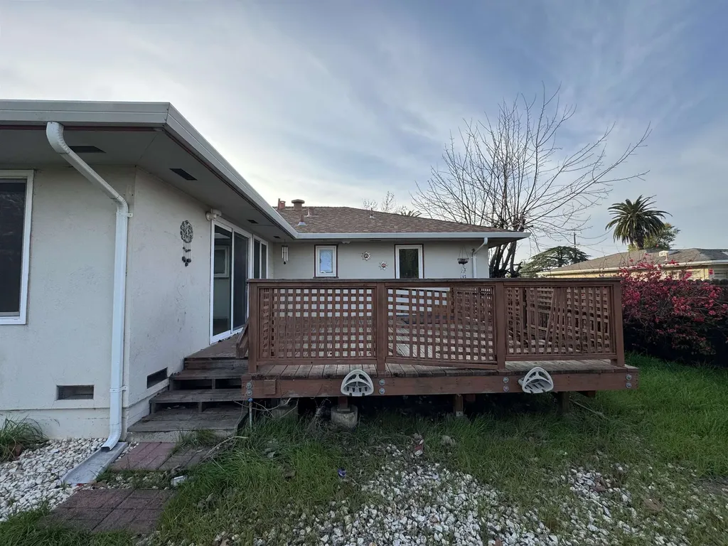 113 Loftus Road Bay Point CA 94565