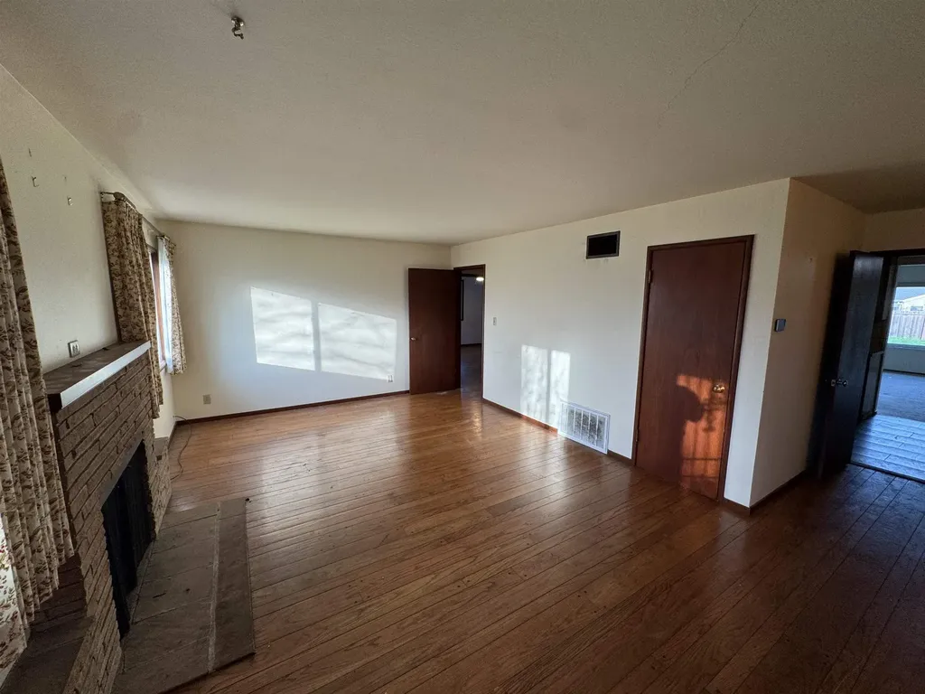 113 Loftus Road Bay Point CA 94565