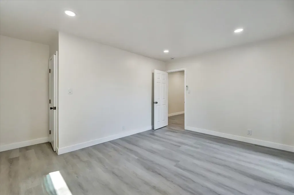 28315 Rochelle Avenue Hayward CA 94544