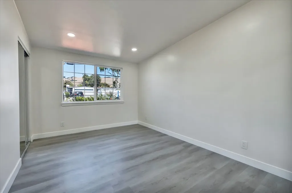 28315 Rochelle Avenue Hayward CA 94544