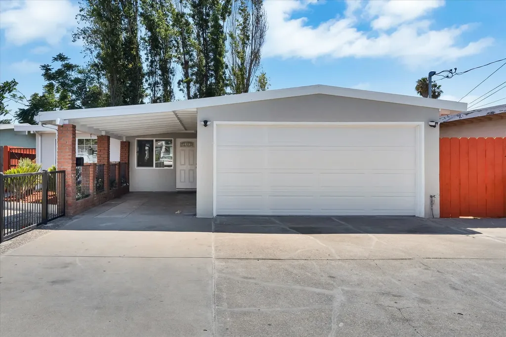 28315 Rochelle Avenue Hayward CA 94544