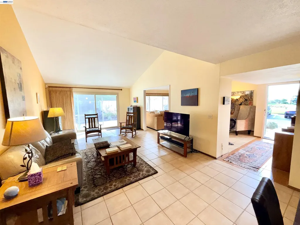 123 Ironwood Oakland CA 94605