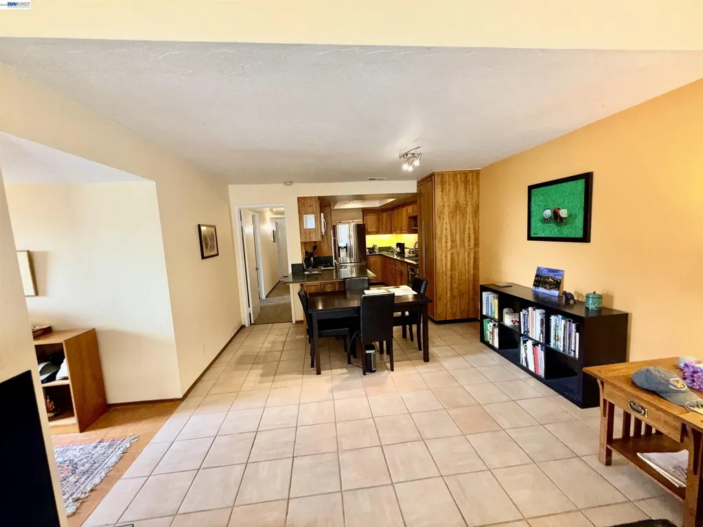 123 Ironwood Oakland CA 94605